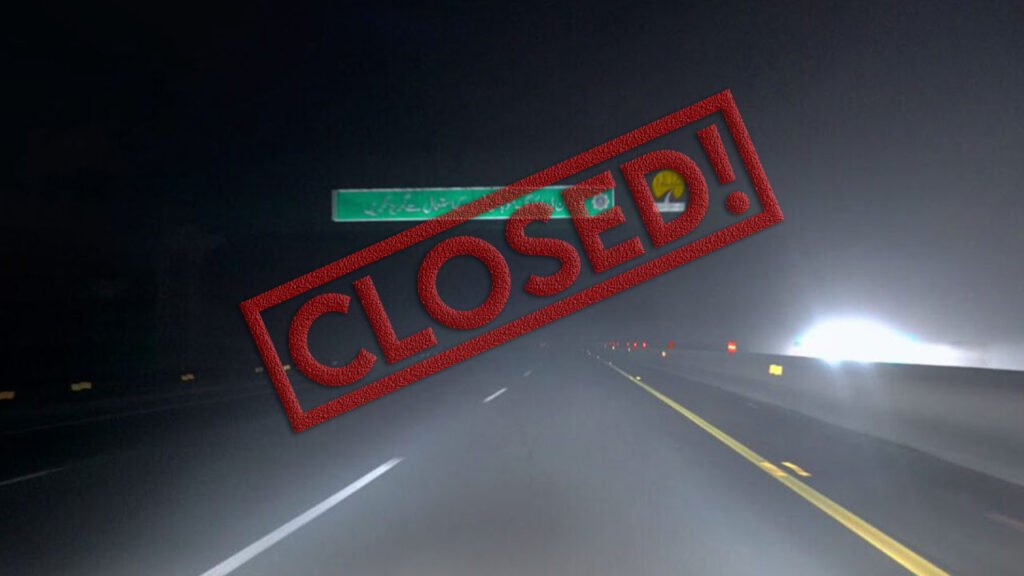 Dense fog, motorways closed