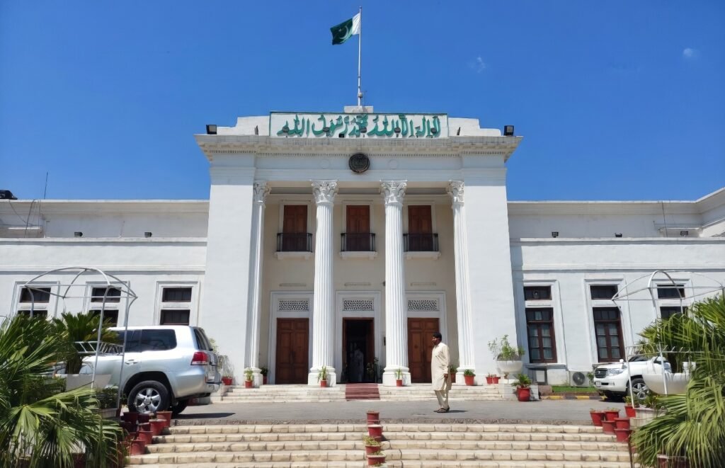 Parliamentary Committee Local Governments