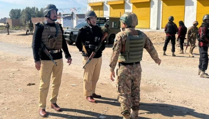 Explosion Rocks DI Khan Police Lines Evidence Store, Bomb Disposal Officer Injured