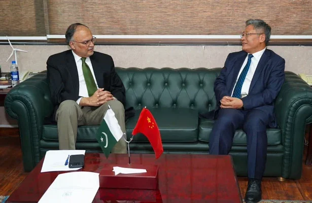 Pakistan and China officials discuss CPEC 2.0 B2B investment and industrial cooperation