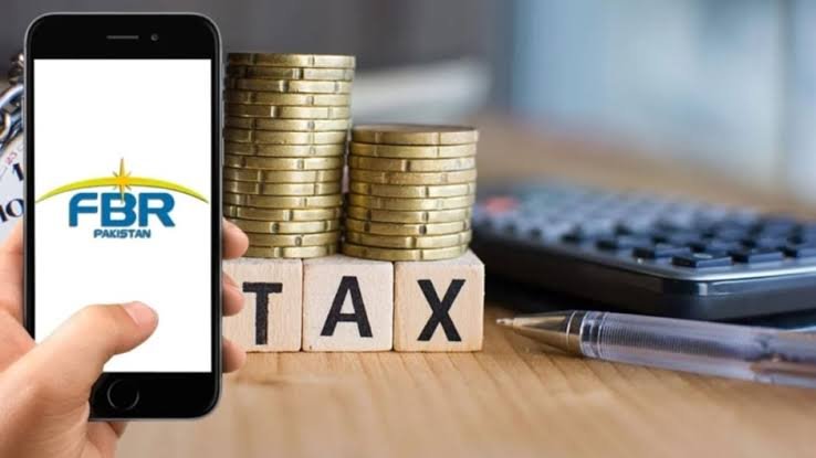 FBR collects record Rs44 billion income tax from Pakistan’s salaried class in July
