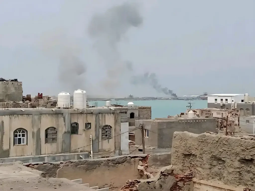 Houthi attack in Yemen leaves 11 dead and more than 40 injured in Mokha