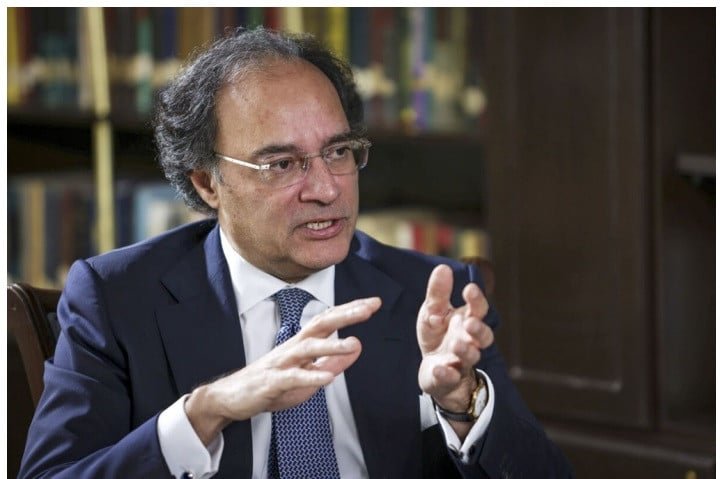 Finance Minister Muhammad Aurangzeb addresses a Pakistan Investment Roundtable in London
