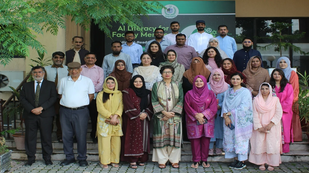 HEC faculty training programme on artificial intelligence for public sector higher education institutions