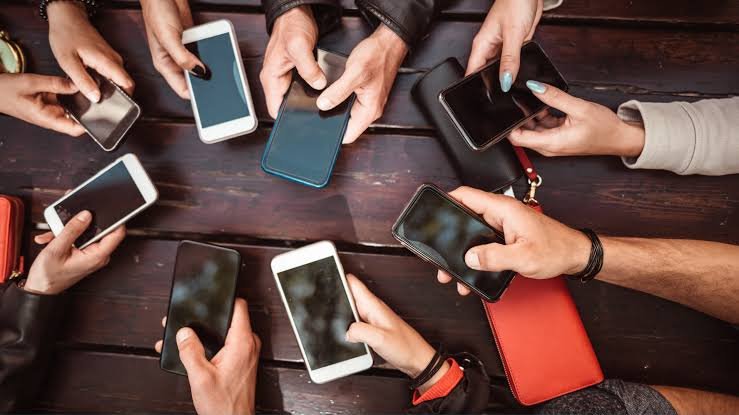 GSMA report showing Pakistan’s 140 million mobile internet usage gap despite widespread mobile broadband coverage
