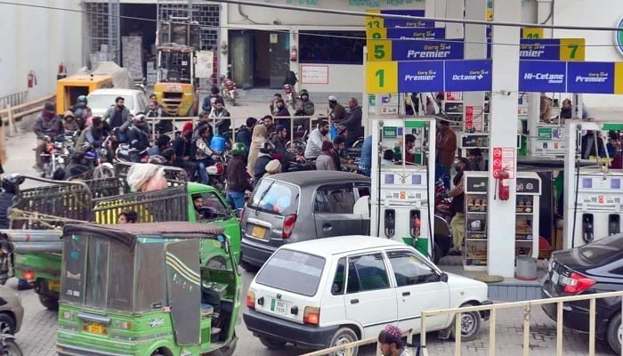 Petrol station in Pakistan as government expands fuel relief to smaller petrol purchases under the Prime Minister’s Special Relief Scheme.