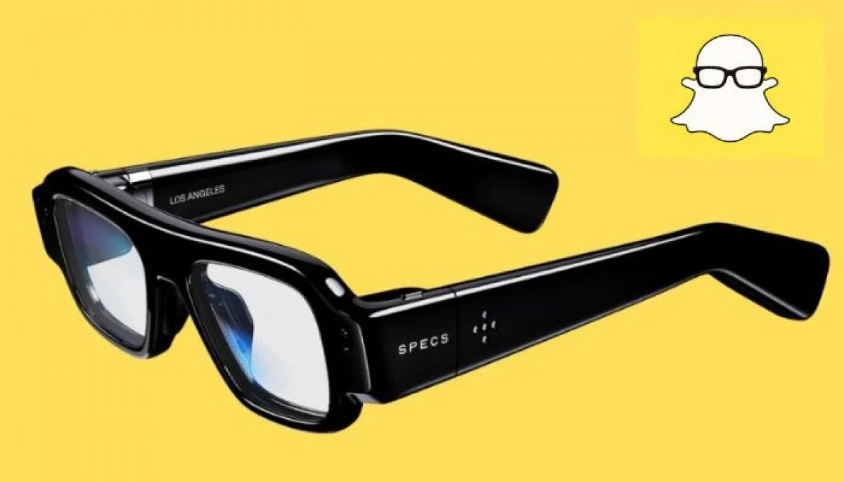 Snap Specs augmented reality smart glasses showcasing AI, translation and interactive AR features