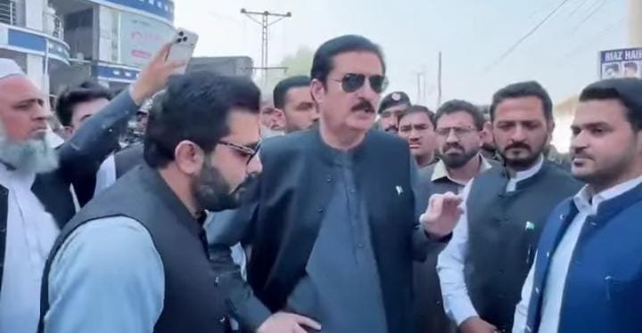Khyber Pakhtunkhwa Governor Faisal Karim Kundi inspecting an anti-encroachment operation in the province.