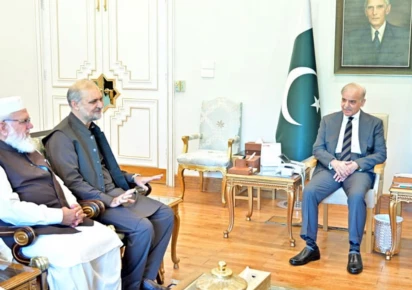 Jamaat-e-Islami and government representatives prepare for talks in Islamabad over the petroleum levy and rising fuel prices in Pakistan.