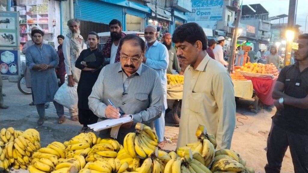 Fateh Jang Administration Steps Up Action to Protect Consumers From Overpricing