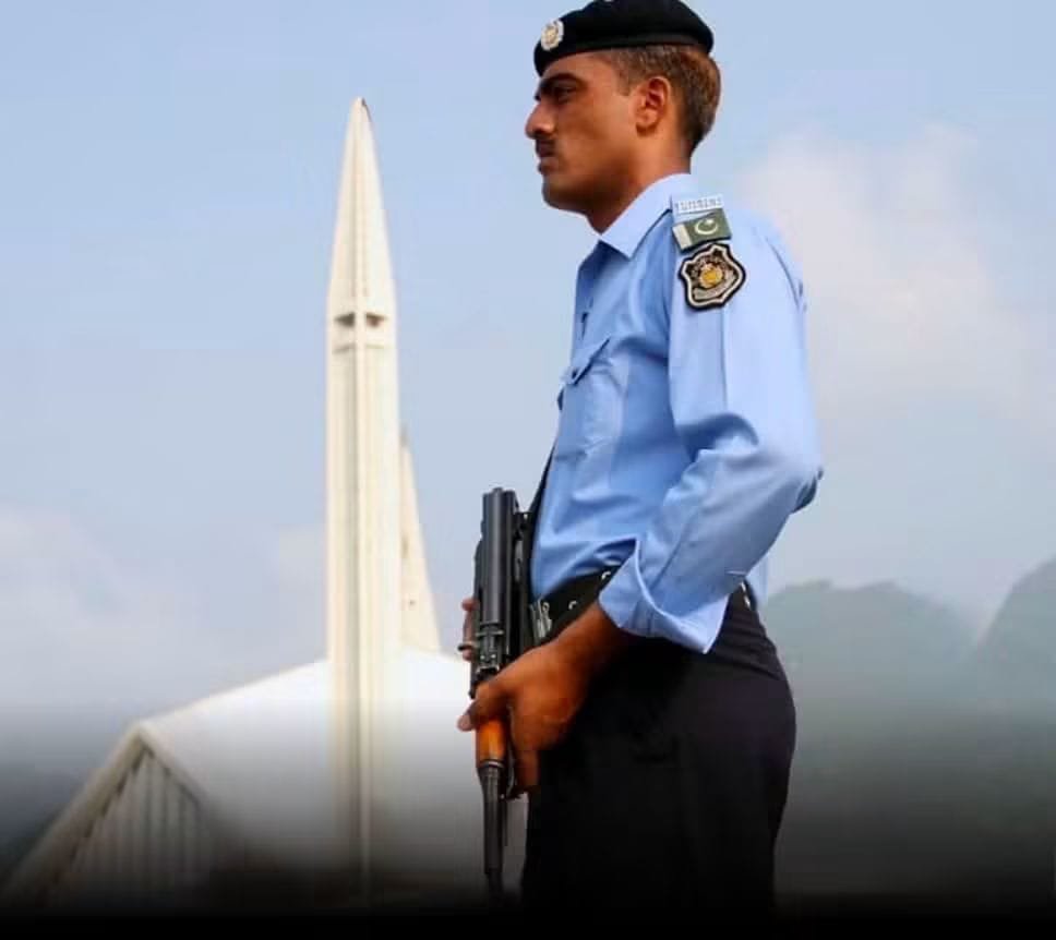 Islamabad Police officers subject to new social media policy restrictions