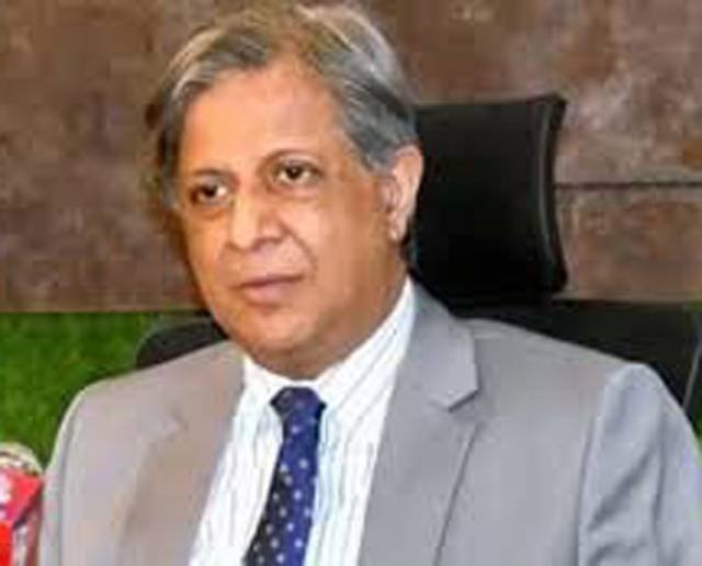 Federal Law Minister Azam Nazeer Tarar and Information Minister Attaullah Tarar addressing a news conference on the Khyber Pakhtunkhwa emergency.