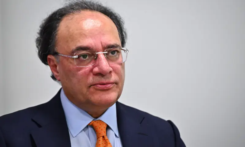 Pakistan Finance Minister Muhammad Aurangzeb discusses energy supplies and economic risks from Gulf infrastructure disruptions during IMF and World Bank meetings in Bangkok.