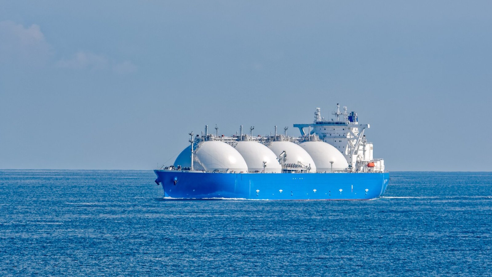 Qatar’s Al-Areesh LNG vessel arrives at Engro’s LNG terminal in Pakistan as the country faces uncertainty over winter gas supplies.