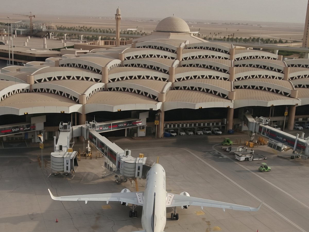 Riyadh international airport amid reported Houthi attacks as Pakistan, Turkiye, Egypt and Saudi Arabia issue a joint condemnation.